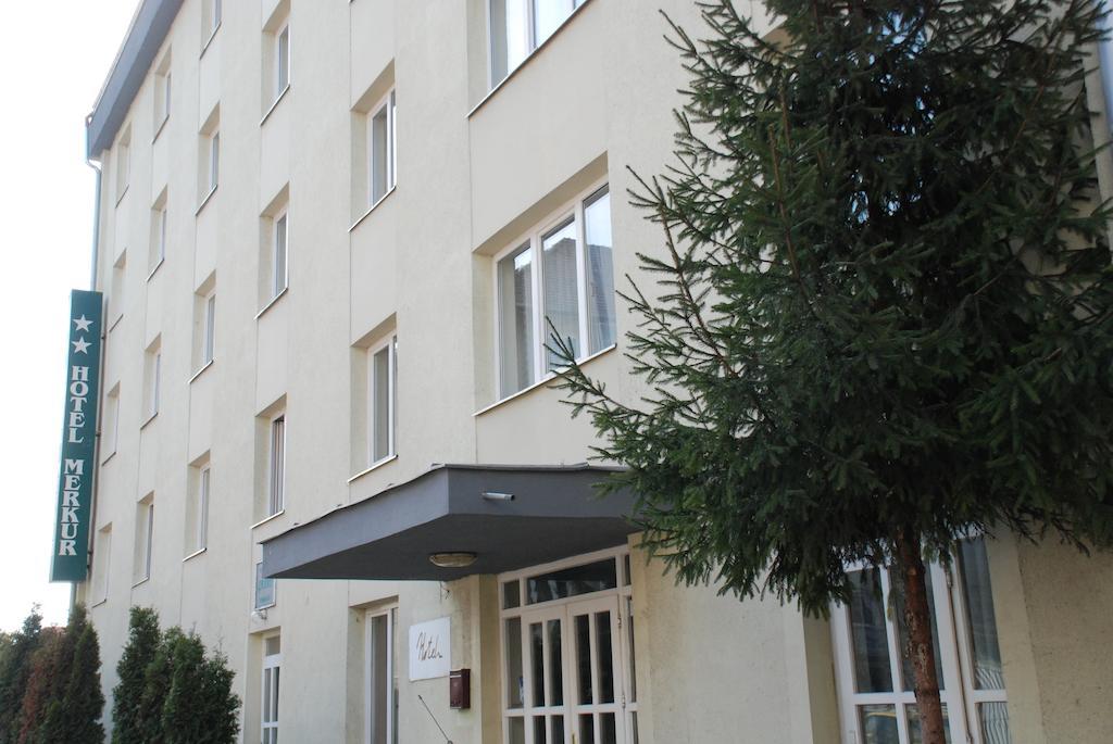 Hotel Merkur เมียร์คูรา-ชุค ภายนอก รูปภาพ